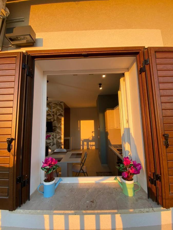 Viole Di Mare Guest House San Leone Esterno foto