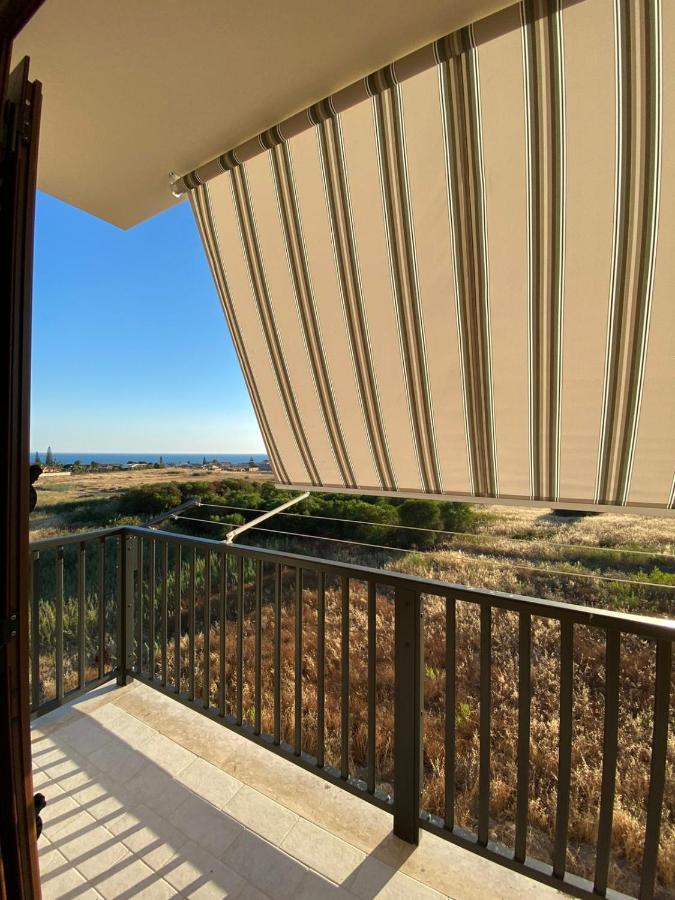 Viole Di Mare Guest House San Leone Esterno foto
